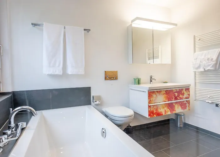 Edelweiss Ferienwohnung, Panoramablick * フリムス